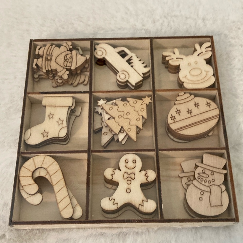 54 Christmas Wooden Cutouts